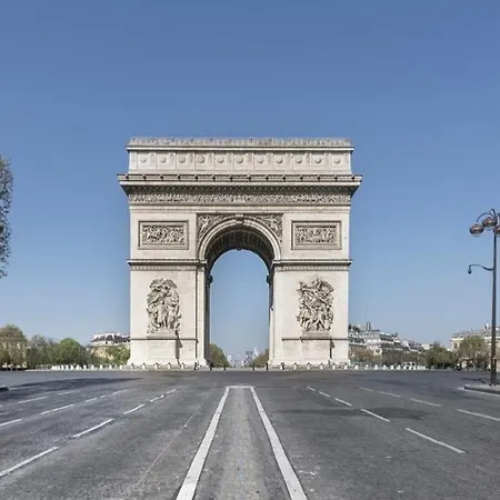 Tbs 335 - In Apartment Paris